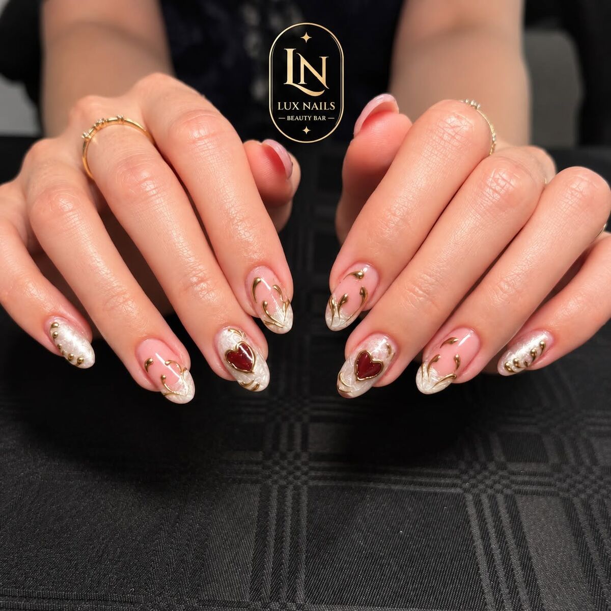 Lux Nails